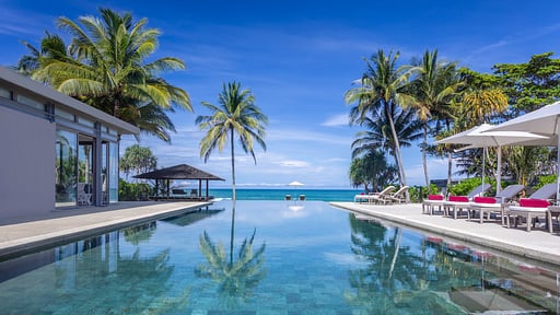 Villa Malee Sai Swimming pool