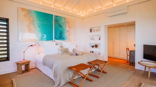 Villa Mamiami Bedroom 1