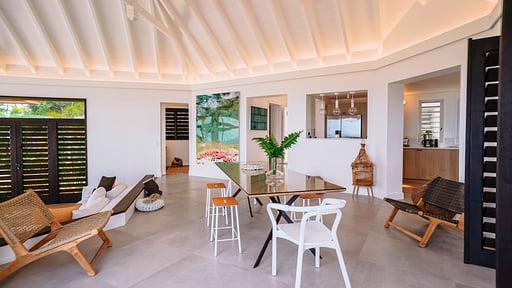 Villa Mamiami Dining area