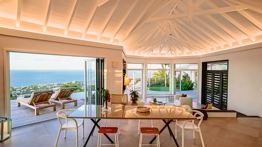 Villa Mamiami Dining area