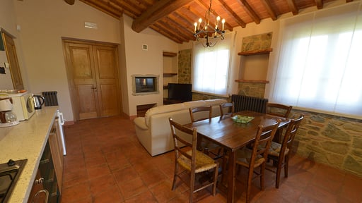 Villa Manciano Salle à manger 2