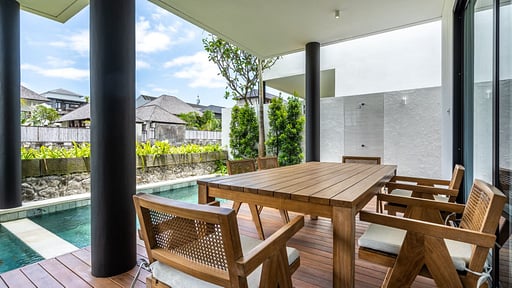 Mandala Residence 2 Обеденная зона