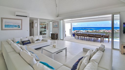 Villa Mango Living room