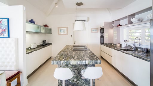 Villa Mango Kitchen