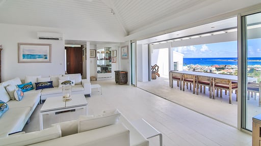 Villa Mango Living room
