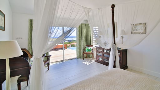 Villa Mango Bedroom 1