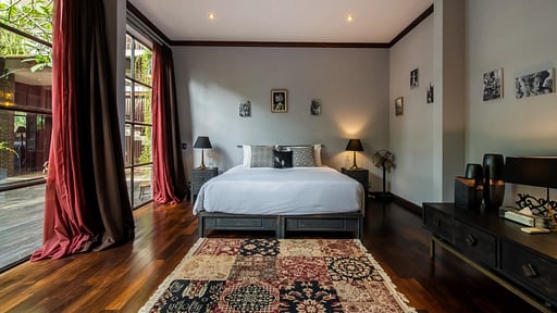 Villa Manis Beachfront Bedroom 5