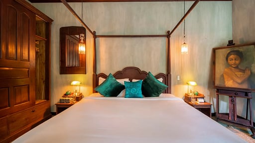Villa Manis Beachfront Bedroom 4