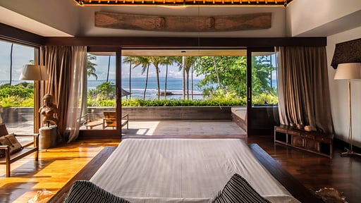 Villa Manis Beachfront Bedroom 1
