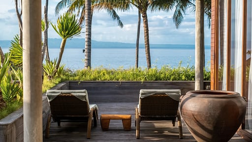 Villa Manis Beachfront Terrace/Veranda