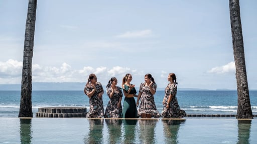 Villa Manis Beachfront Villa staff
