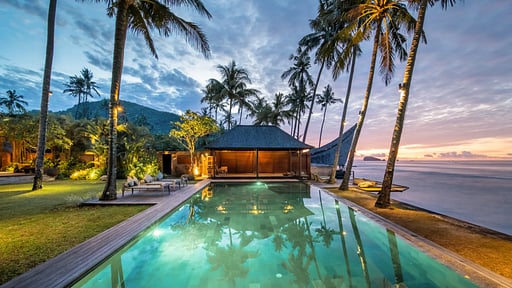 Villa Manis Beachfront Swimming pool