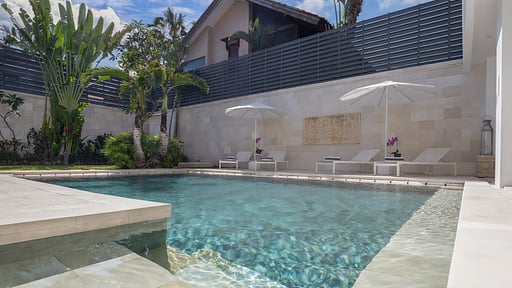Villa Manis Cantik Swimming pool