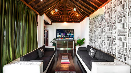 Villa Manis Media room