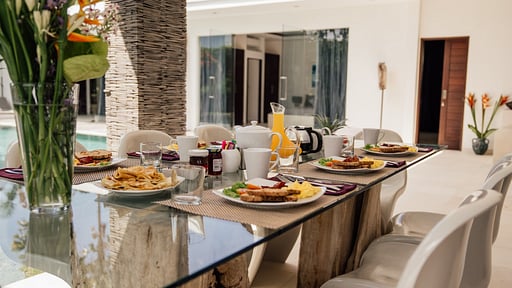 Villa Manjari Dining area
