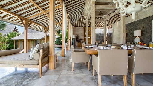 Villa Mannao Zona de comedor
