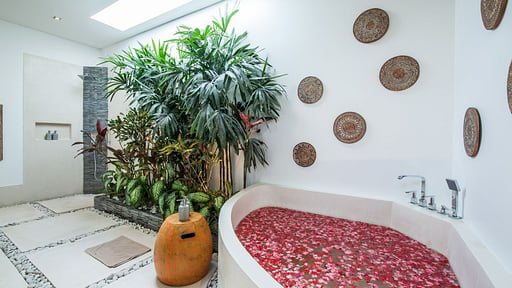 Villa Manprana Bedroom 1