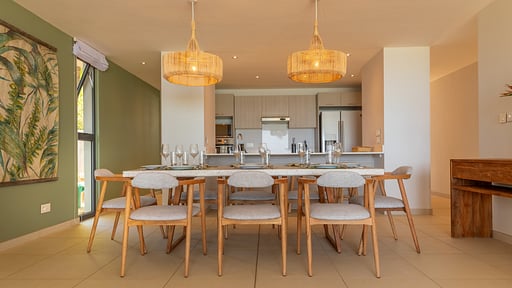 Villa Manta Cove Обеденная зона