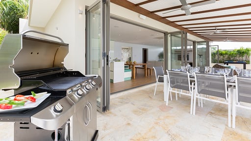 Villa Manta Dining area