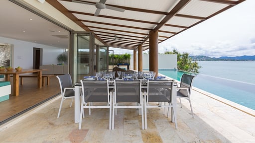 Villa Manta Dining area