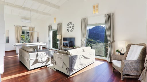 Villa Maona Woonkamer