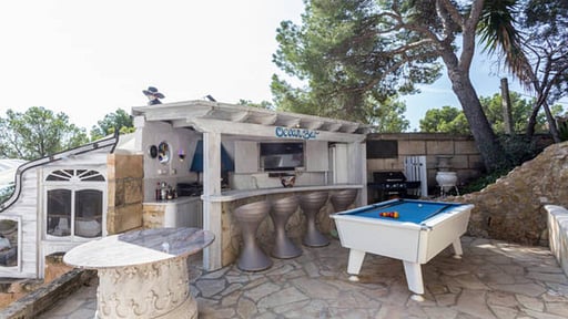 Villa Mar Blava Внешний бар