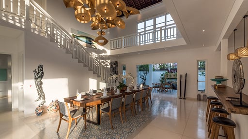 Villa Marang Dining area