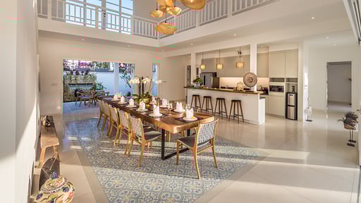 Villa Marang Dining area