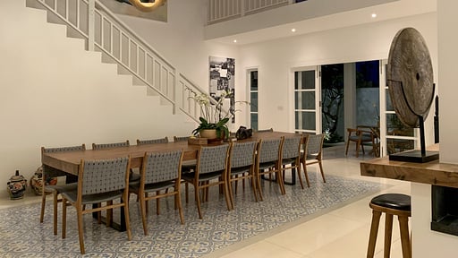 Villa Marang Dining area