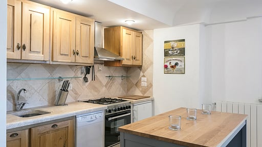 Villa Maratua Kitchen