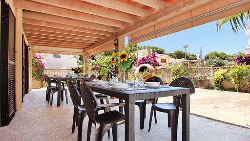 Villa Maravillas Dining area
