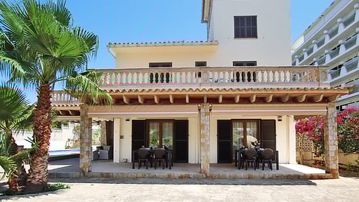 Villa Maravillas Dining area