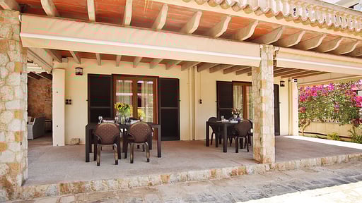 Villa Maravillas Dining area