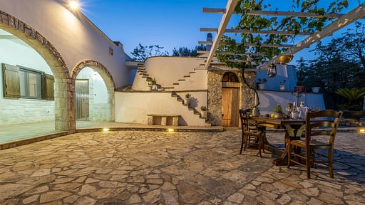 Villa Marea Dining area