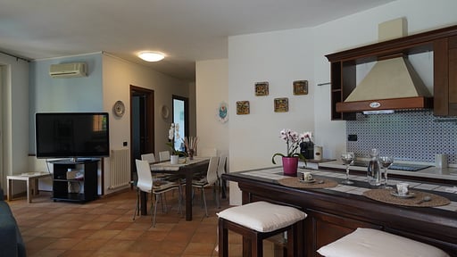 Villa Mareluna Cuisine