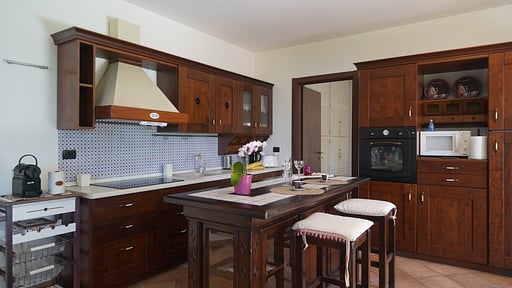 Villa Mareluna Cuisine