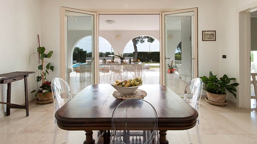 Villa Maria Clara Dining area 1