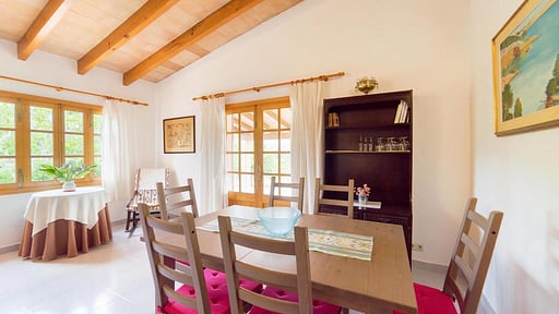 Villa Maria Martin Dining area