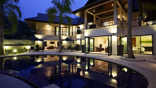 Villa Maria Бассейн