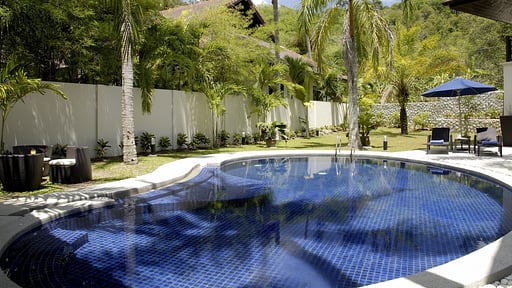 Villa Maria Бассейн