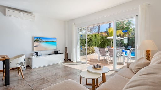 Villa Maricel Living room