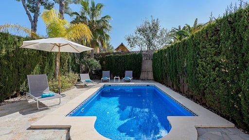 Villa Maricel Swimming pool