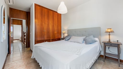 Villa Maricel Bedroom 1