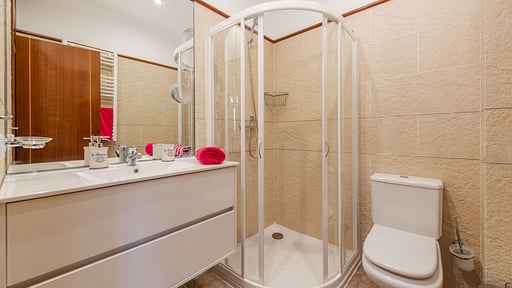 Villa Maricel Bedroom 2