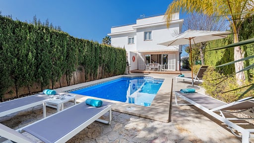 Villa Maricel Swimming pool