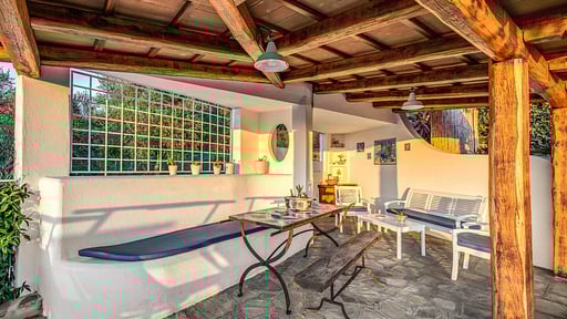 Villa Marika Dining area