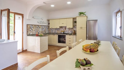 Villa Marika Dining area