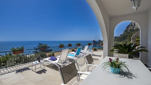 Villa Marina Nerano Dining area