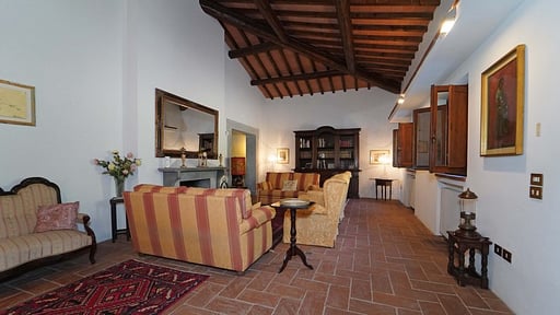 Villa Marina Tuscany Living room 1