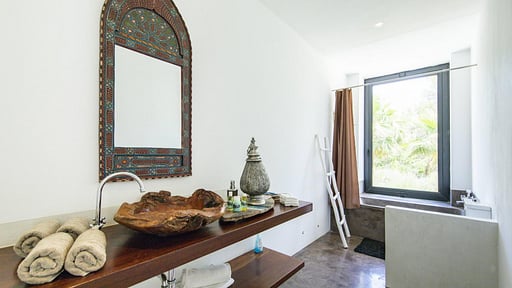 Villa Mariola Bedroom 1
